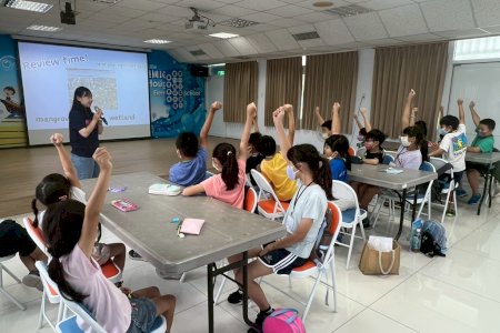 科技結合文化 南大師資生帶領後港孩子用英語說家鄉