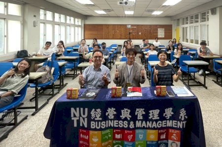 南大經管系家長座談 從大一啟動全方位關懷與支持