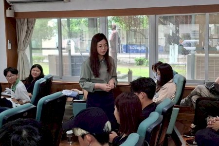 自律帶來自由 南大經管講堂系友分享金融職場養分