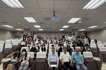 南大國文系深化經典閱讀訓練 版本學引導建立紮實文史研究基礎
