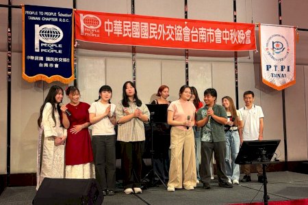 南大國際學生走入在地中秋晚會 深化文化交流與社會連結