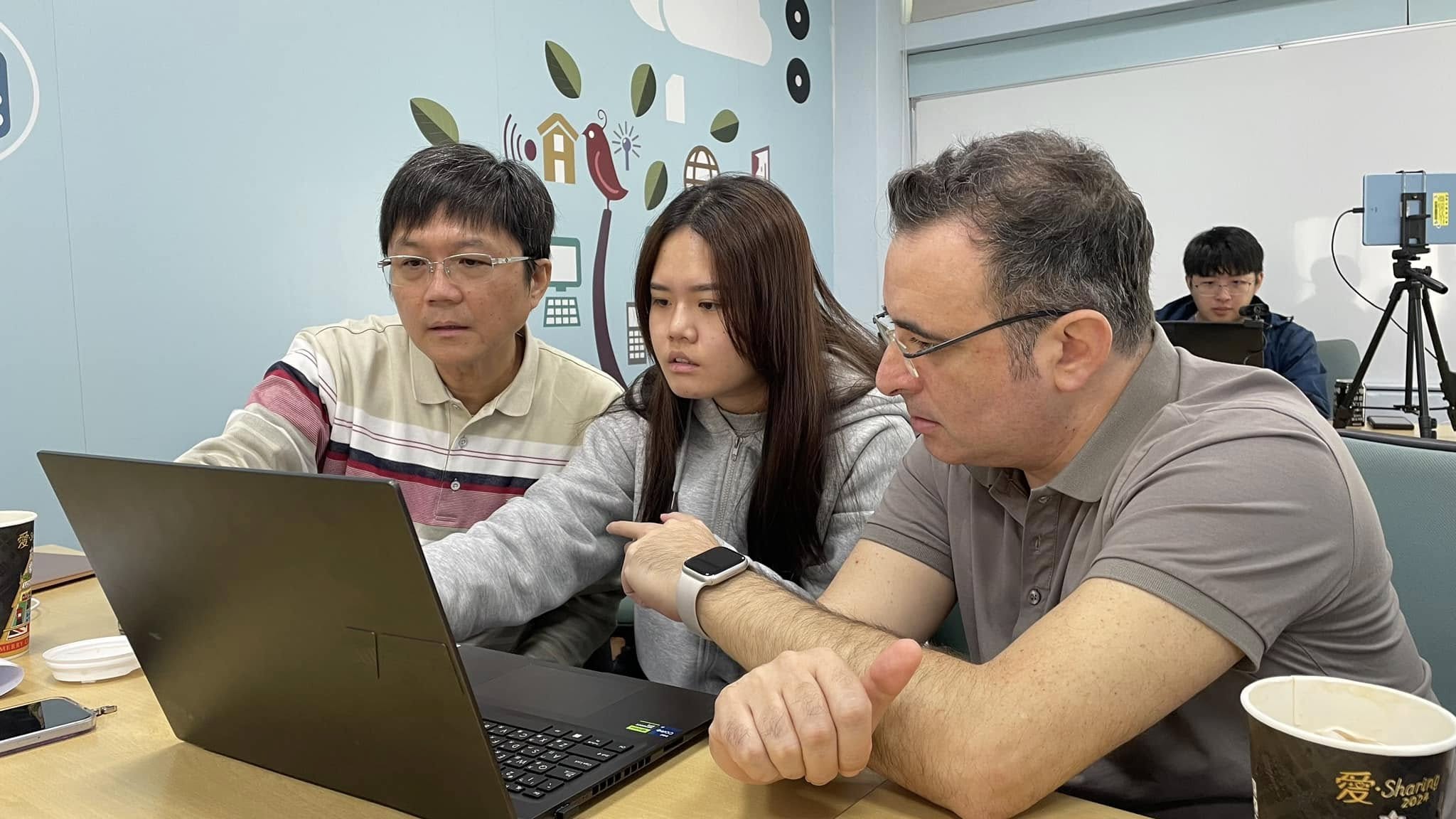 混合量子基因演算法 HQGA 台灣團隊與義大利團隊