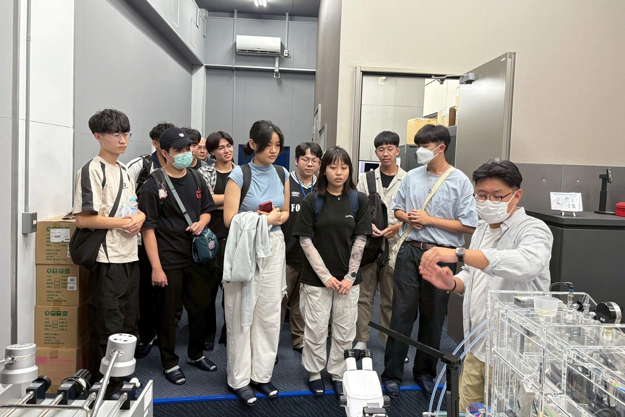 南大師生參觀九州大學校園與研究設施,體驗國際學習環境