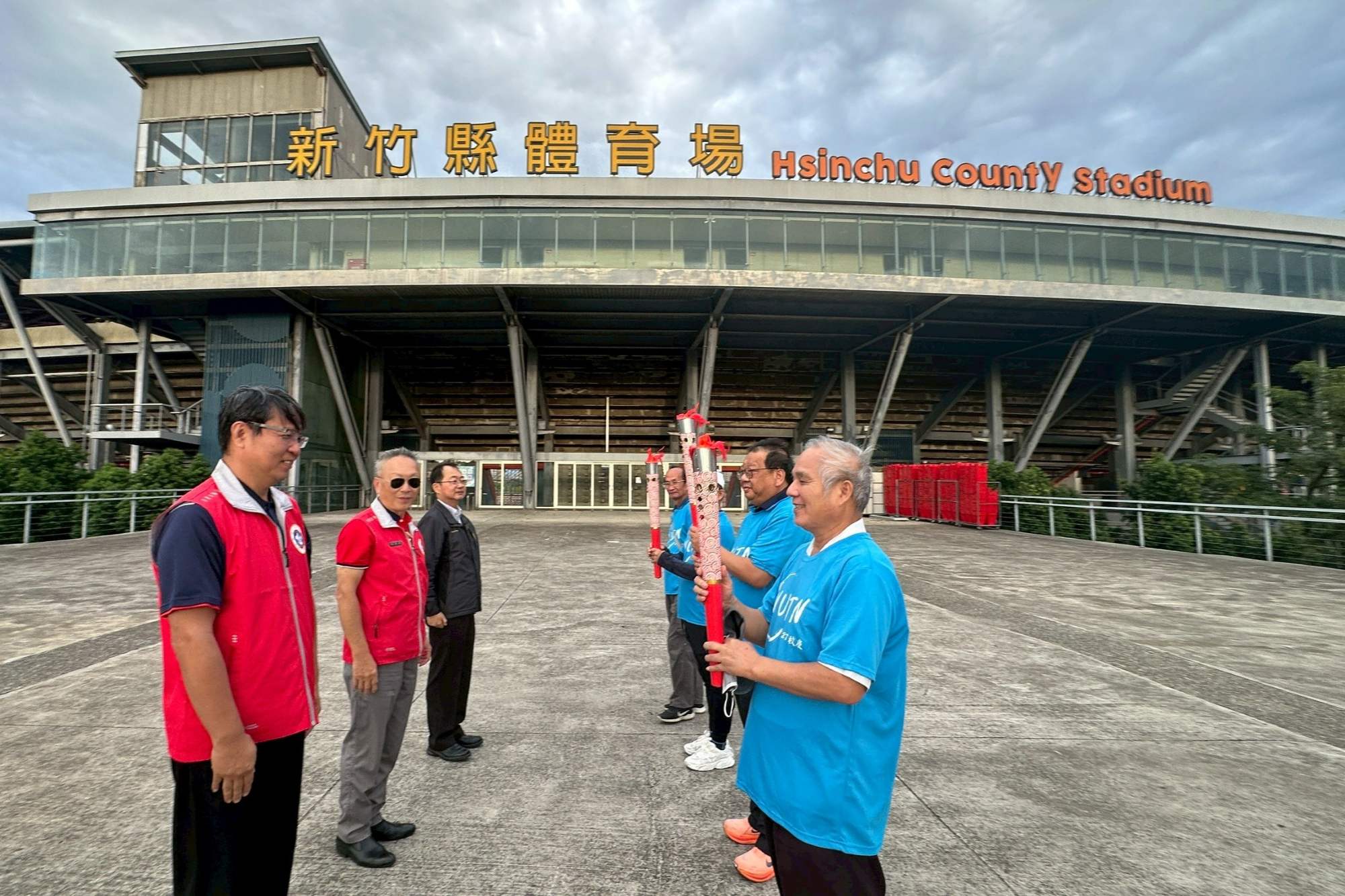 南大聖火於新竹燃起,象徵教育使命與校友情誼在竹塹地區接續傳承。