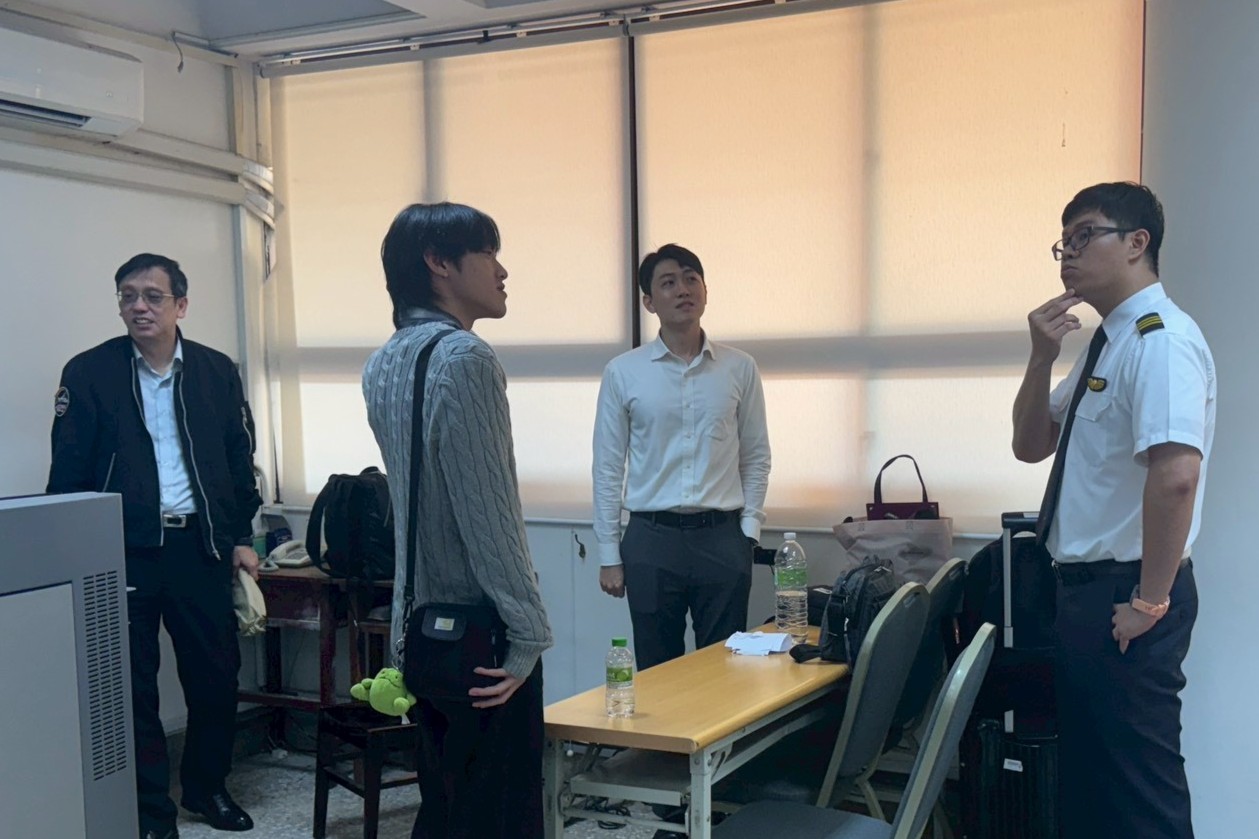 南大學生於說明會中踴躍提問,與長榮航空代表及校友交流航空產業職涯發展與就業方向。