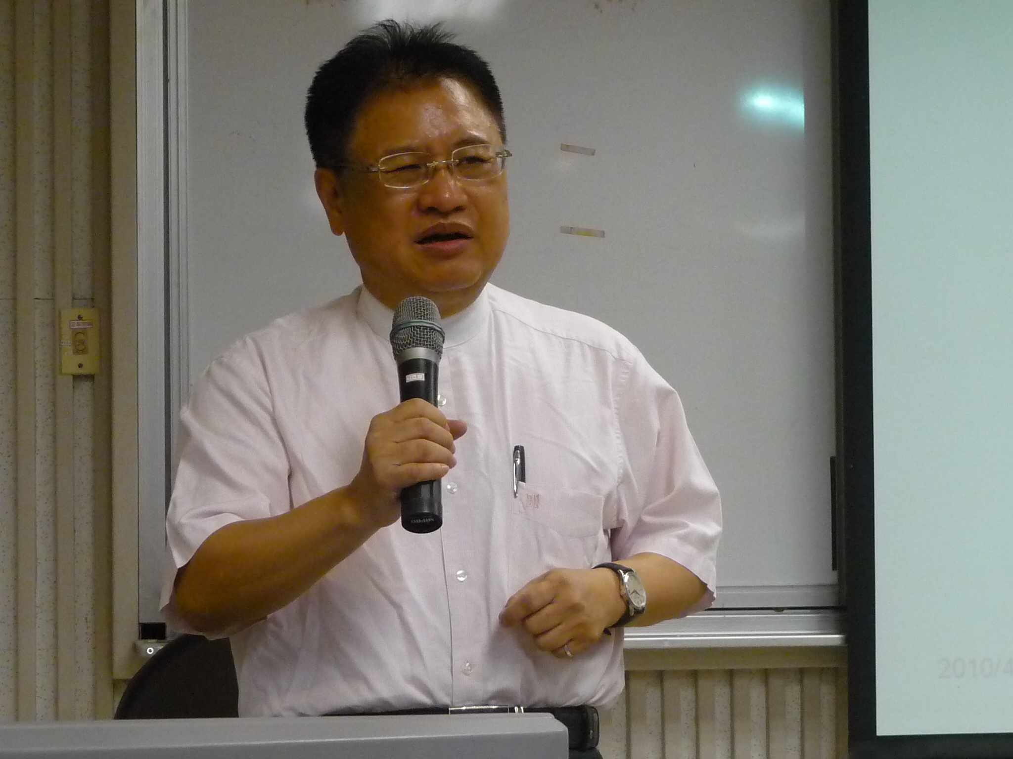 曾燦燈博士主講～「你的人生有無限的可能」(2010.4.28)