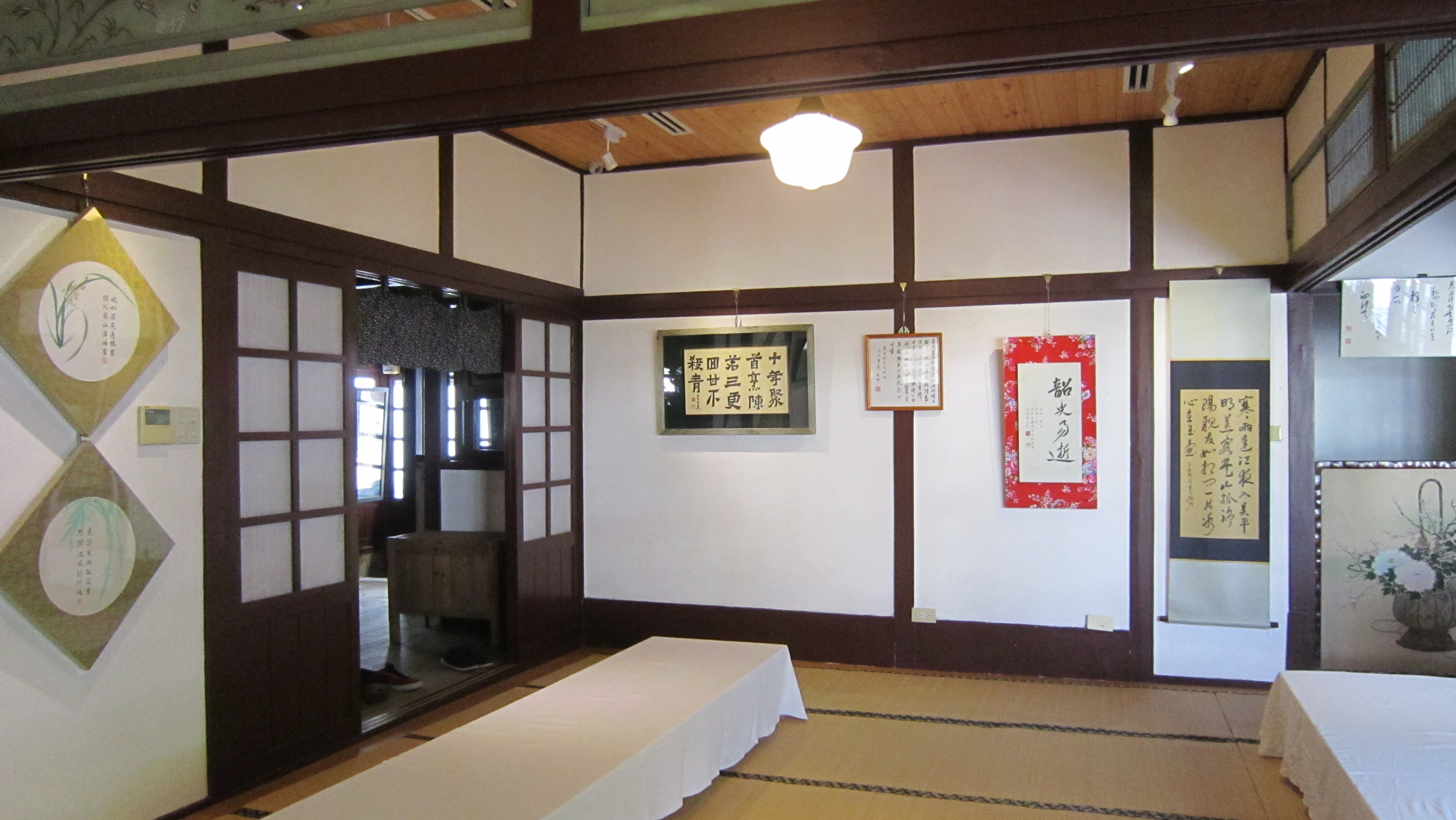 墨鳴比蟬音，八方響餘韻~102級國文系書篆畢業展於十八卯茶屋再度登場(2013.6.18)