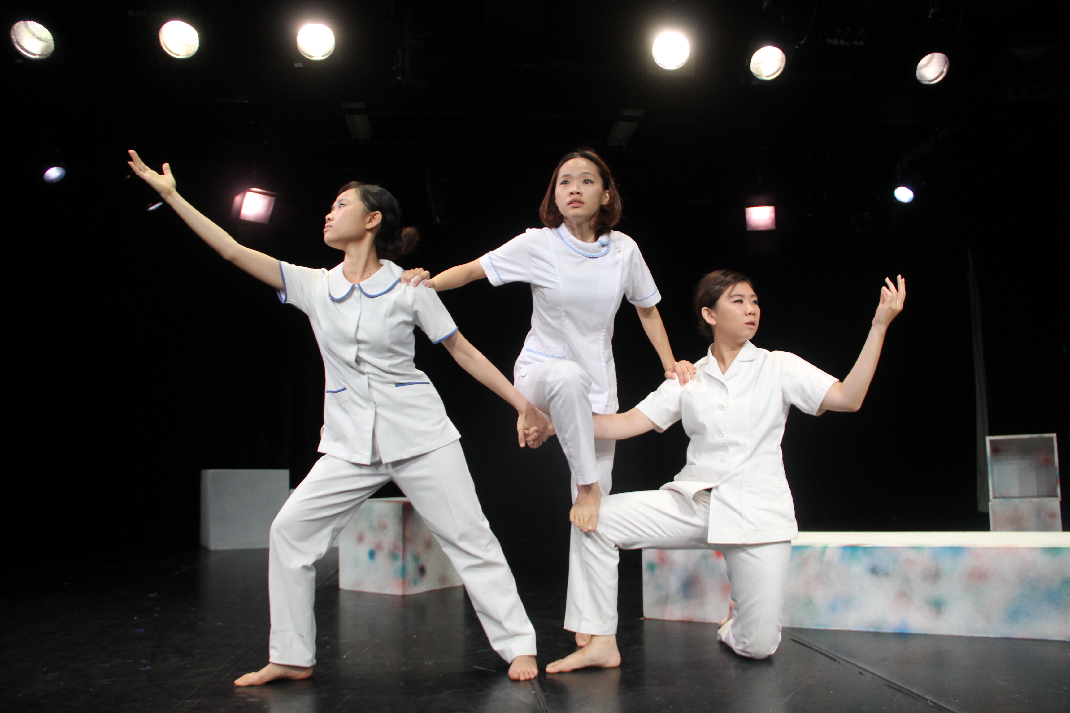 本校戲劇系與阮劇團合作《見花開劇展》  開創南方文化新視野(2013.9.5)