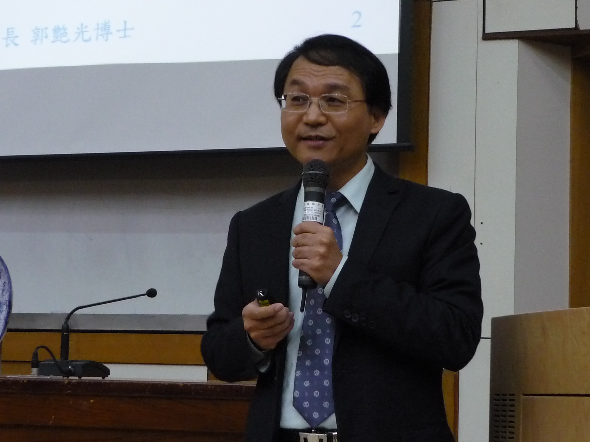 彰師大郭艷光校長南大開講  暢談生命經歷與對大學教育的期待(2014.1.7)