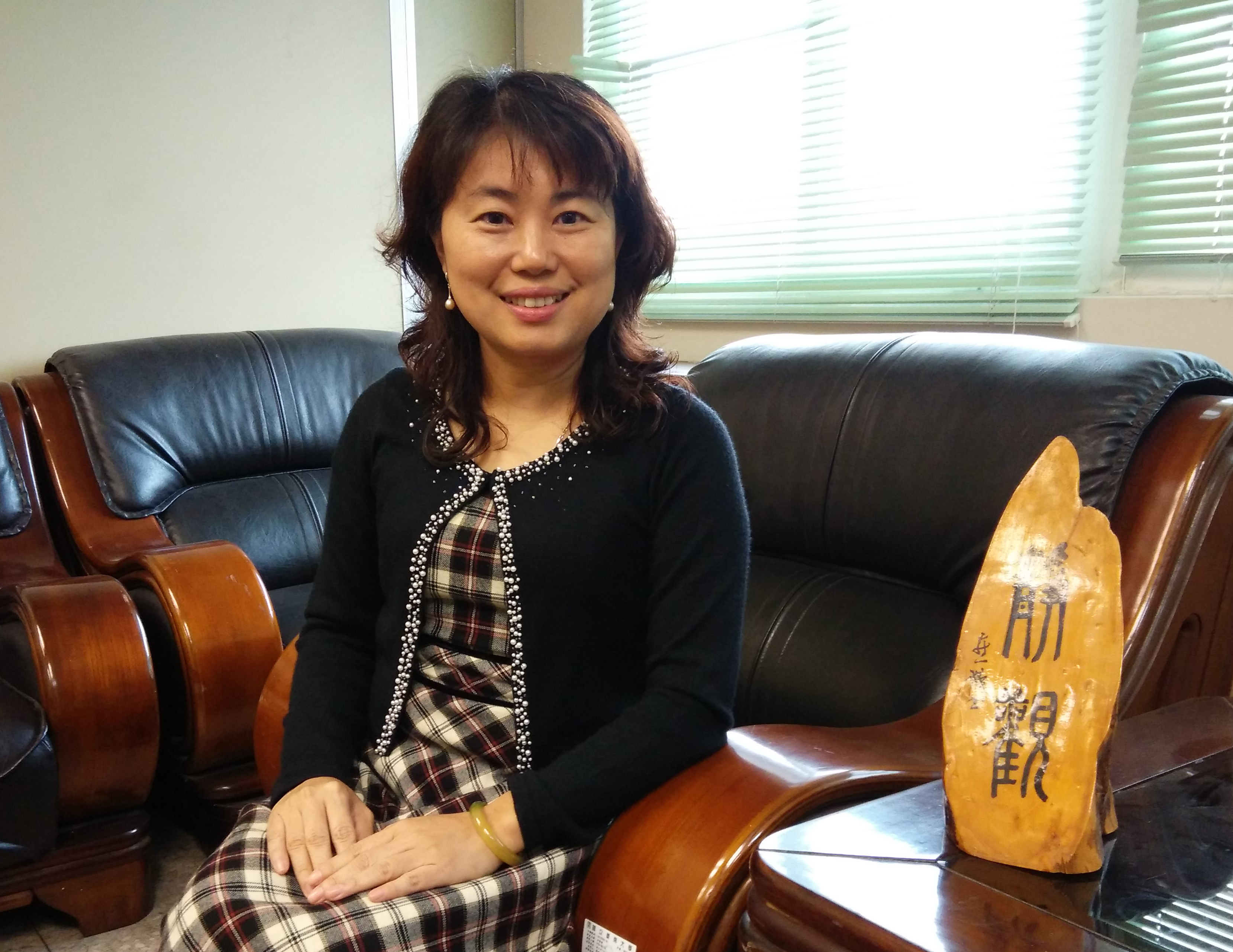 103年度業務績優暨創新人員專訪～語文中心蔡玲婉主任(2015.2.2)