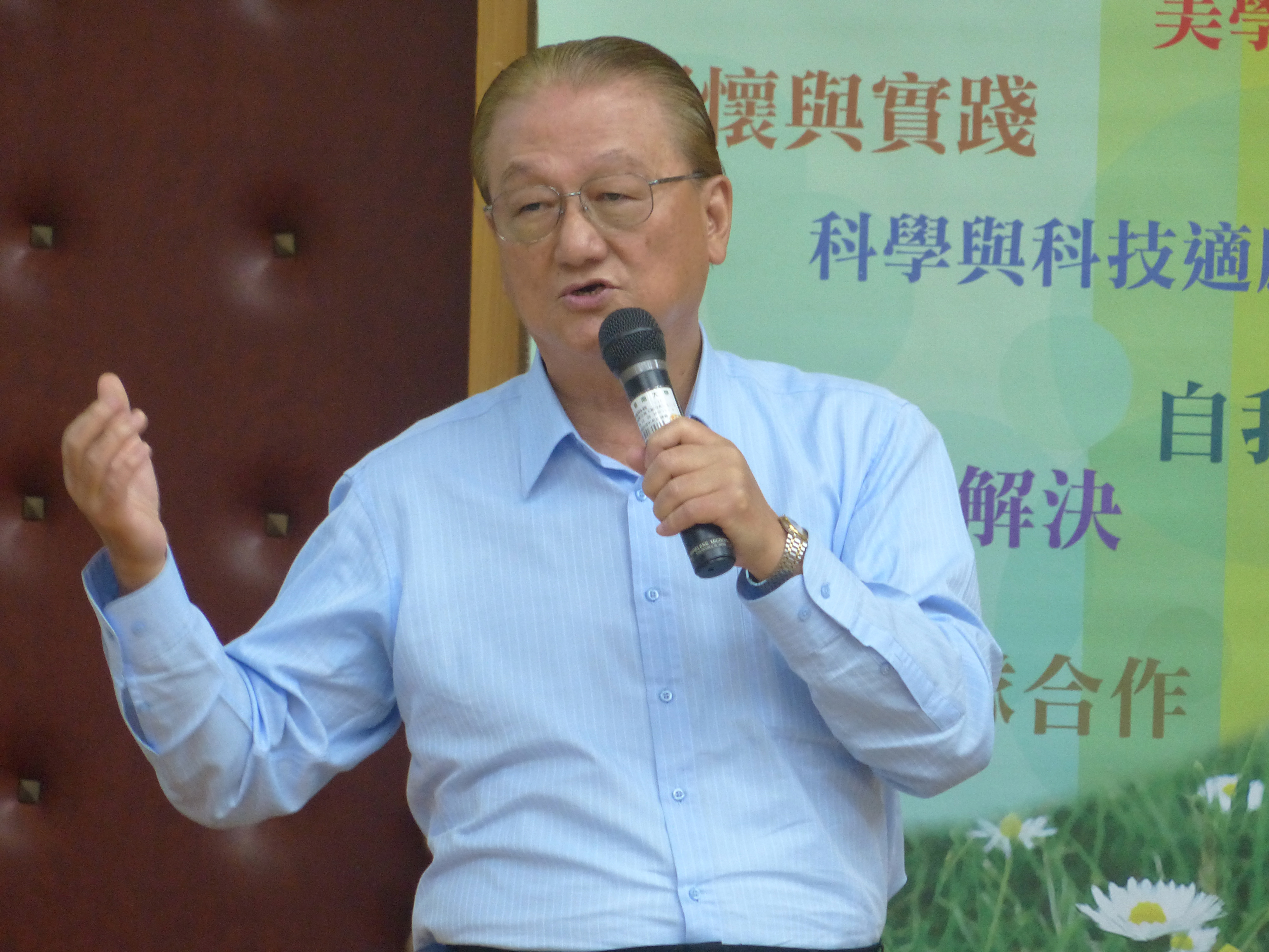 簡明仁董事長與南大生談迎接挑戰與邁向成功(2015.3.31)