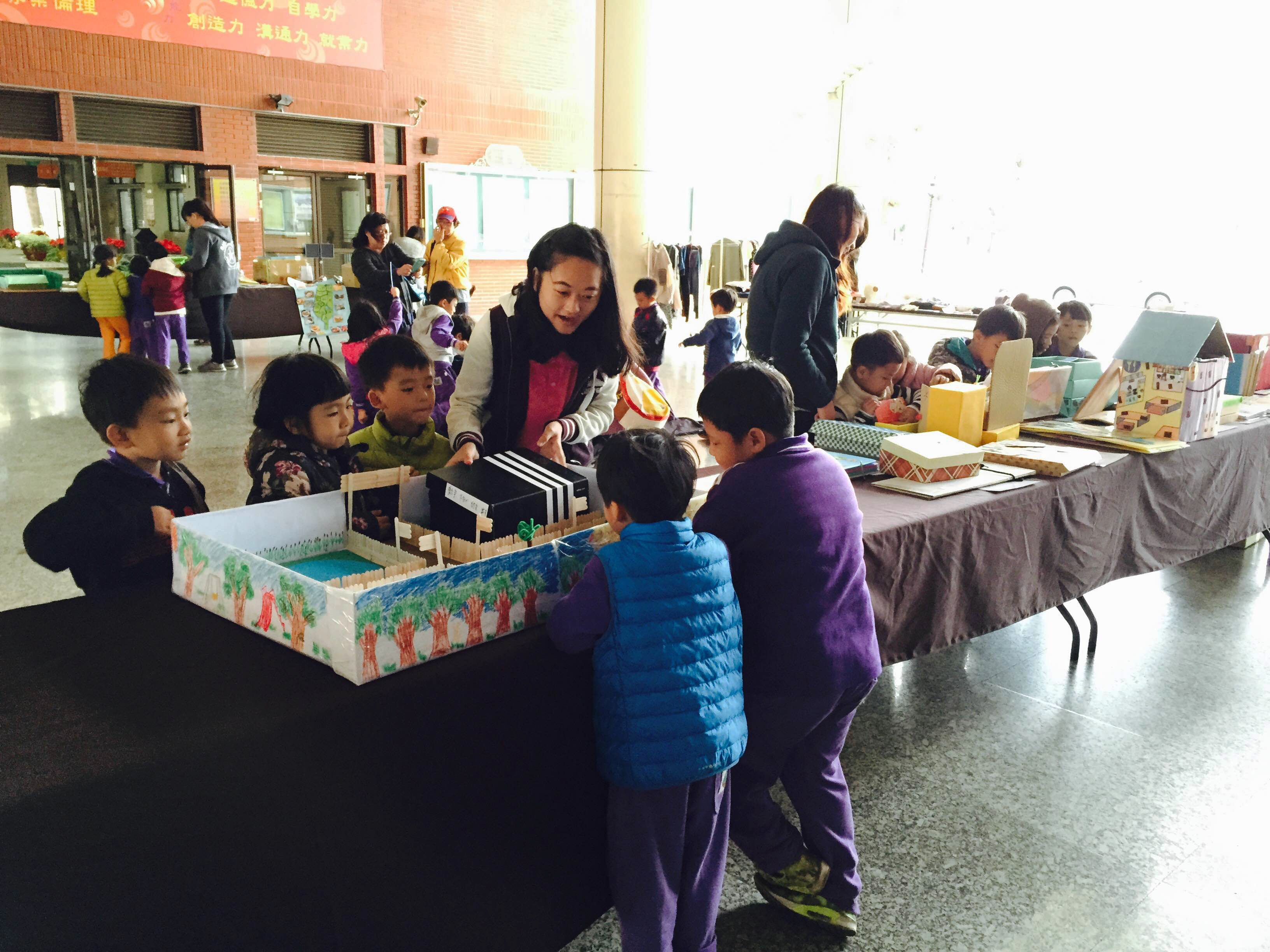 南大幼教系教具展登場(2015.12.11)