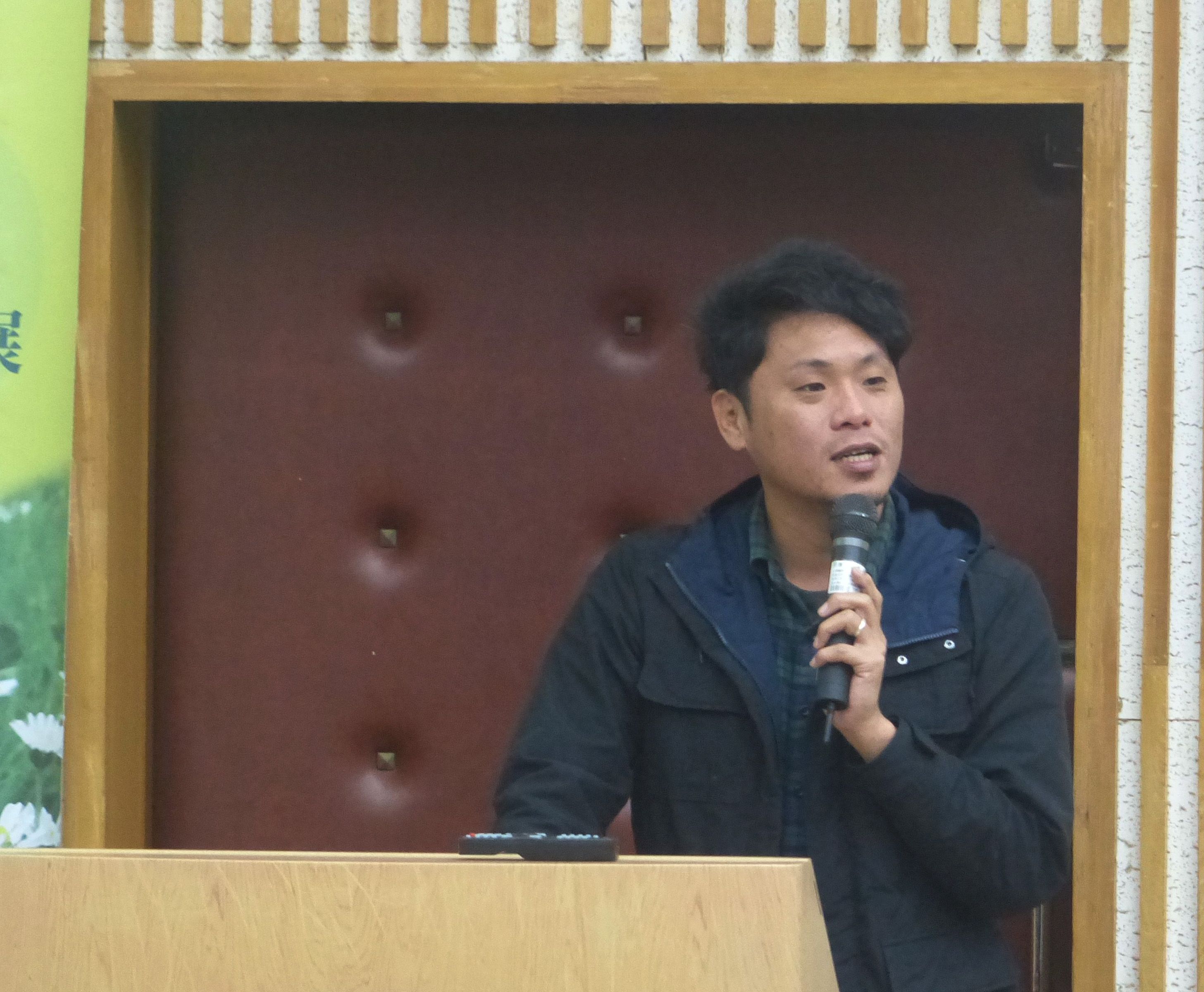優雅農夫藝術工廠黃鼎堯執行長蒞臨南大    暢談「農村×藝術×青春×勞動」新時尚運動(2016.3.15)