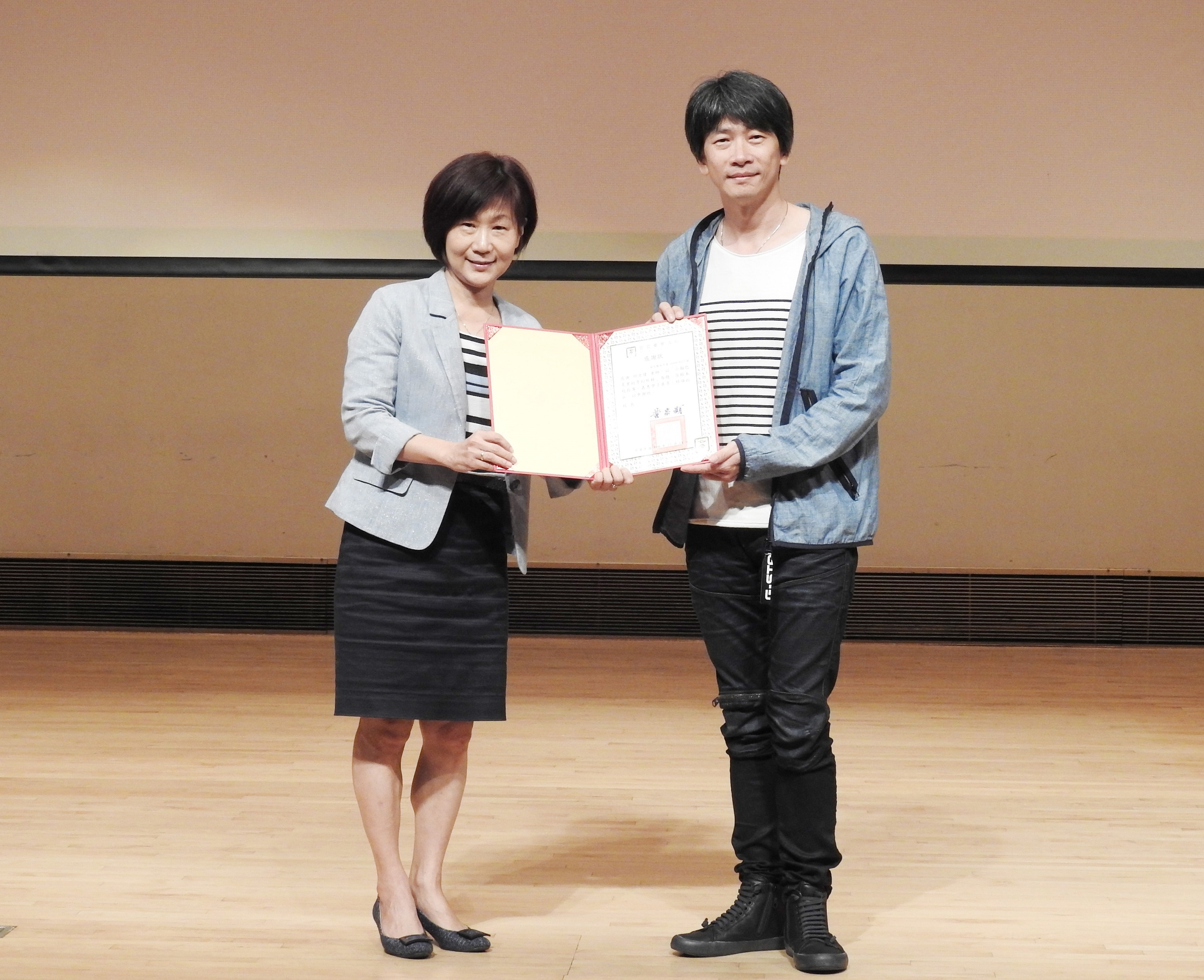 南大藝術大師講堂~邱立偉導演帶領南大學生共遊小貓巴克里的奇幻旅程(2017.11.16)