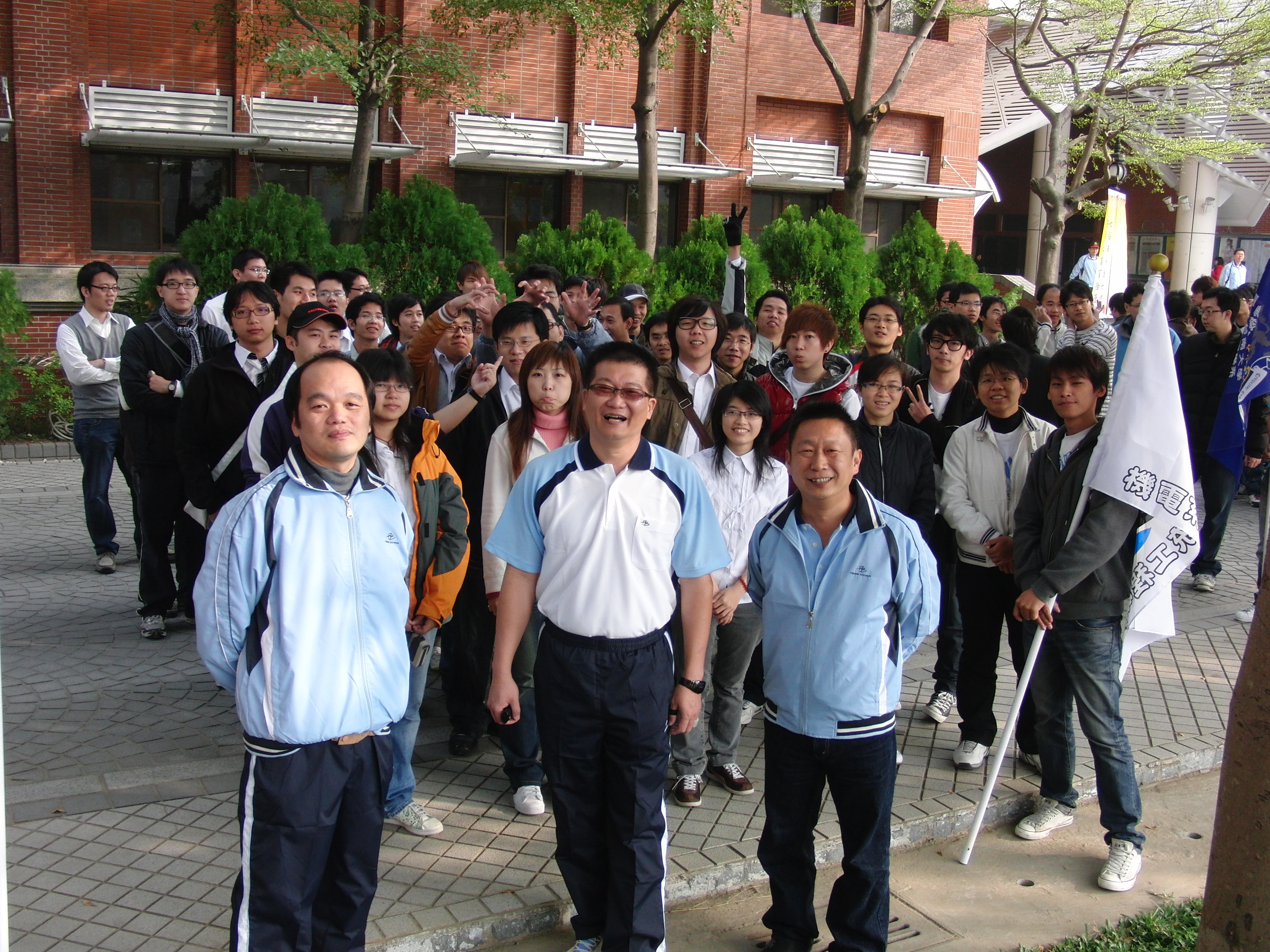 南大120週年校慶特別企劃—理工學院人物誌：專訪機電所張仲卿教授(2018.5.31)