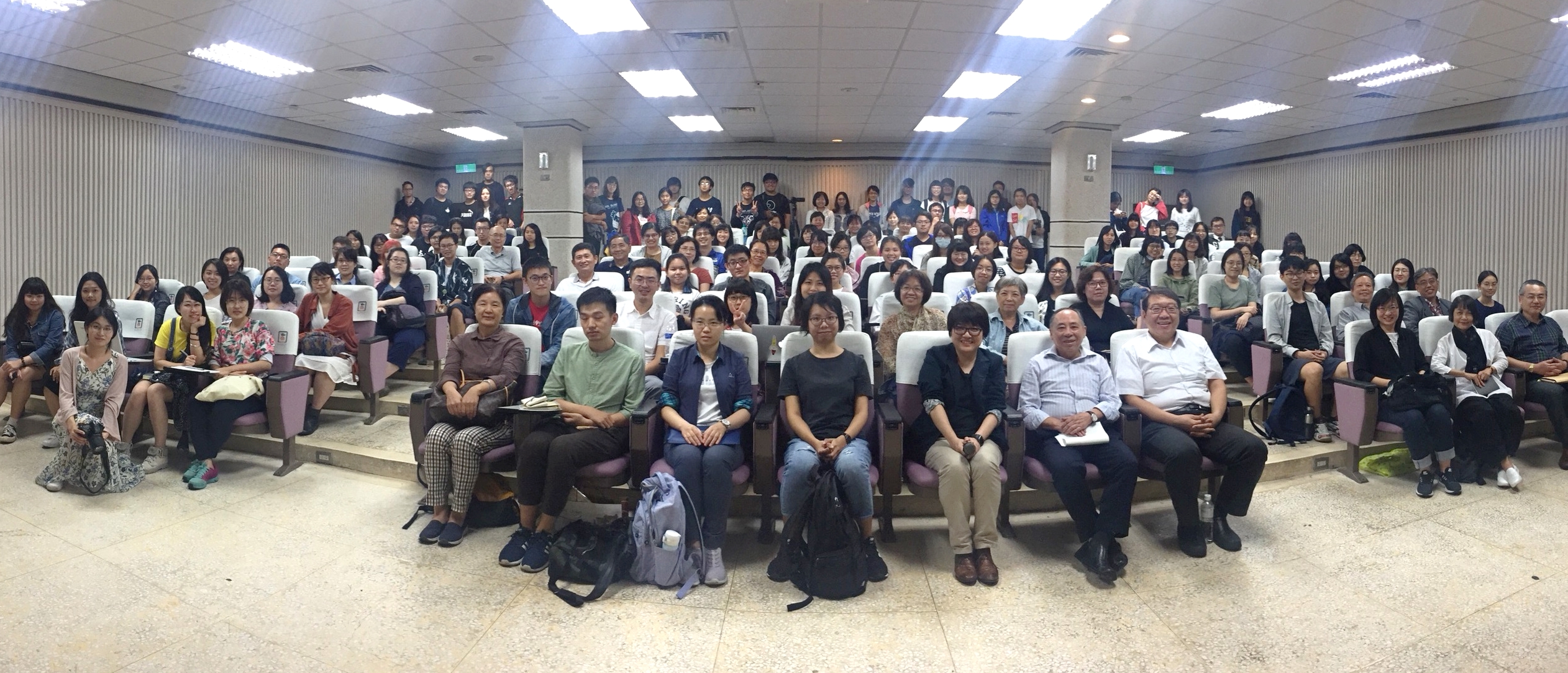 南大千禧書法講座邀請馬成名先生談碑帖的意蘊與功夫(2018.11.12)